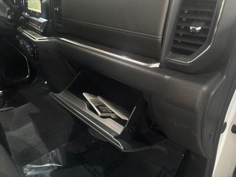 Used 2023 Chevrolet Silverado 1500 LT AWD/4WD image 38