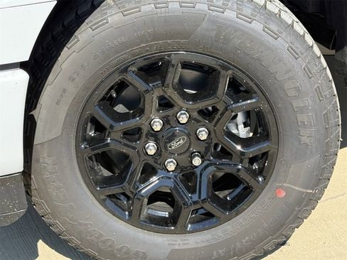 New 2025 Ford F150 XLT w/ Equipment Group 302A MID image 31