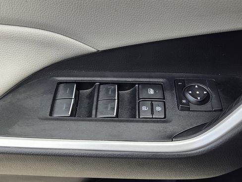 Certified 2025 Toyota RAV4 XLE w/ Convenience Package image 13