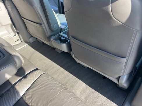 Used 2011 Honda Odyssey EX-L image 17