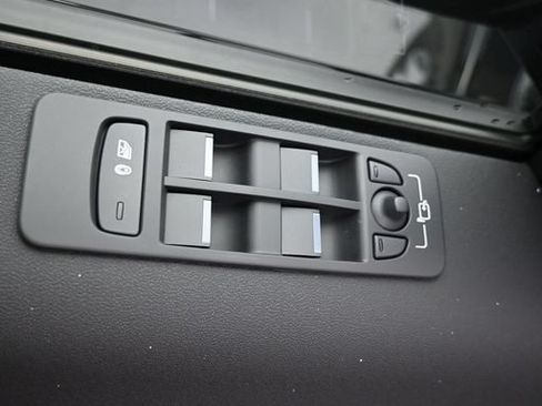 New 2025 Land Rover Discovery Sport Dynamic SE AWD/4WD image 20