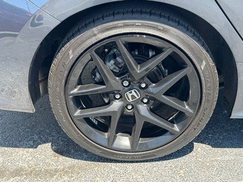 Used 2023 Honda Civic Sport image 6