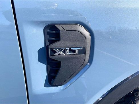 Used 2024 Ford Ranger XLT w/ FX4 Off-Road Package image 6