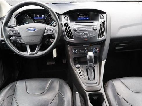 Used 2015 Ford Focus SE w/ Equipment Group 201A FWD image 23