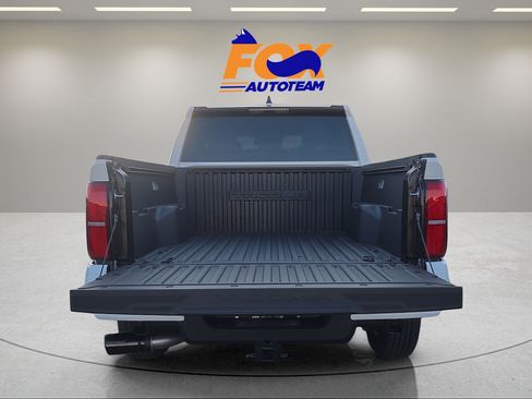 Certified 2026 Toyota Tacoma SR5 AWD/4WD image 13
