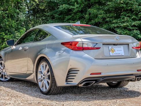 Used 2015 Lexus RC 350 w/ Luxury Package RWD image 3