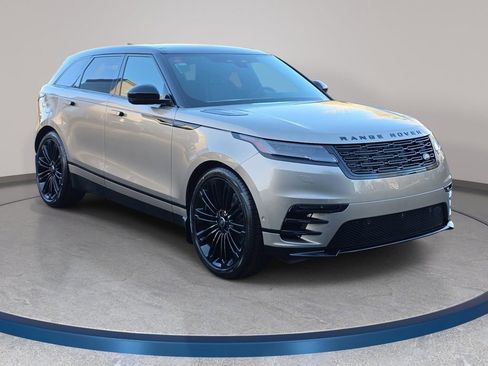 New 2026 Land Rover Range Rover Velar Dynamic SE image 3