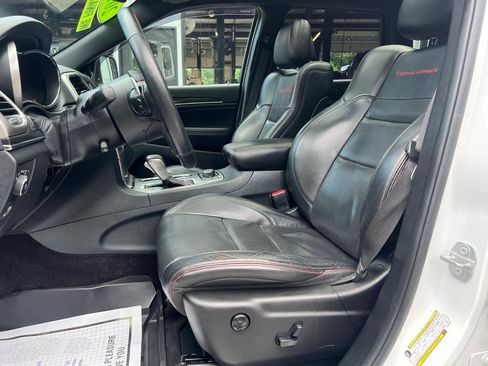 Used 2018 Jeep Grand Cherokee Trailhawk w/ Trailhawk Luxury Group AWD/4WD image 21