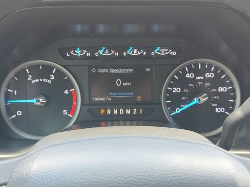 Used 2019 Ford F350 XLT w/ XLT Premium Package AWD/4WD image 11
