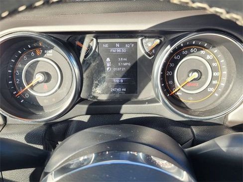 Used 2020 Jeep Gladiator Sport w/ Quick Order Package 23S AWD/4WD image 13
