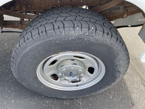 Used 2016 Ford F350 XL w/ Power Equipment Group AWD/4WD image 12