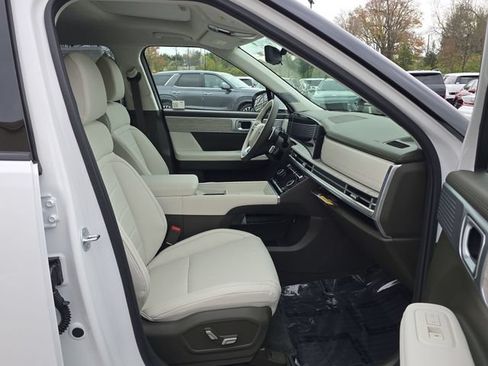 Used 2025 Hyundai Santa Fe Calligraphy AWD/4WD image 25