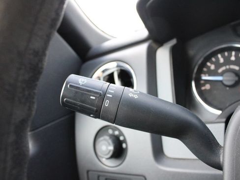 Used 2011 Ford F150 XLT AWD/4WD image 10