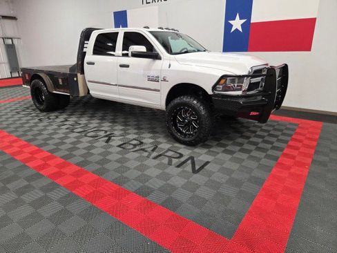 Used 2013 RAM 3500 Tradesman w/ Chrome Appearance Group image 15