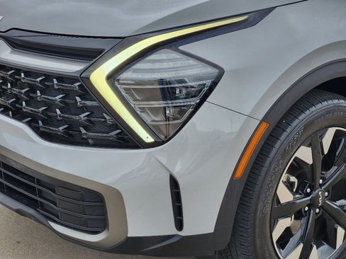 Used 2024 Kia Sportage X-Line w/ X-Line Premium Package image 15