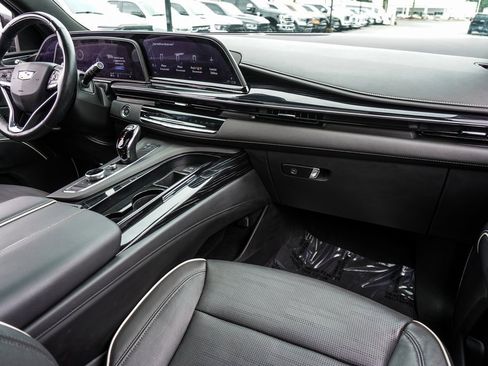 Used 2023 Cadillac Escalade Sport image 16