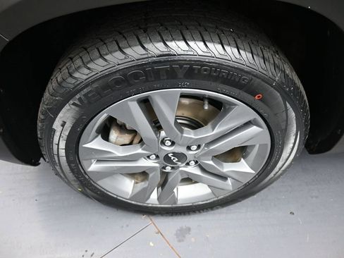 Certified 2022 Kia Seltos S image 14