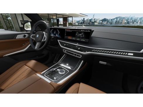 New 2026 BMW X7 M60i image 14