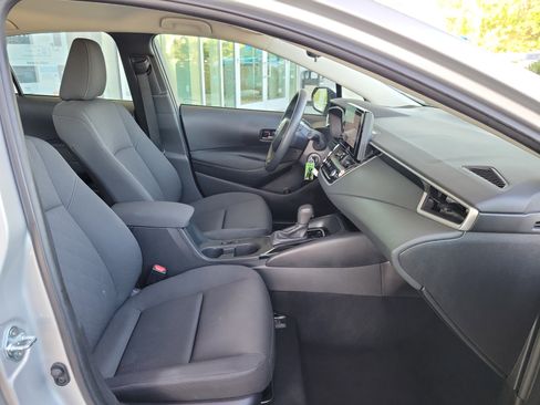 Used 2024 Toyota Corolla LE image 32