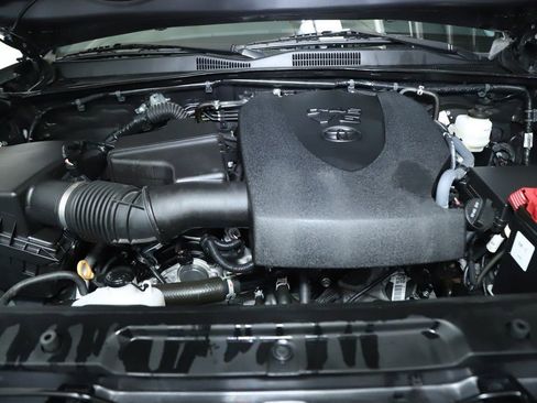 Used 2022 Toyota Tacoma TRD Sport image 34