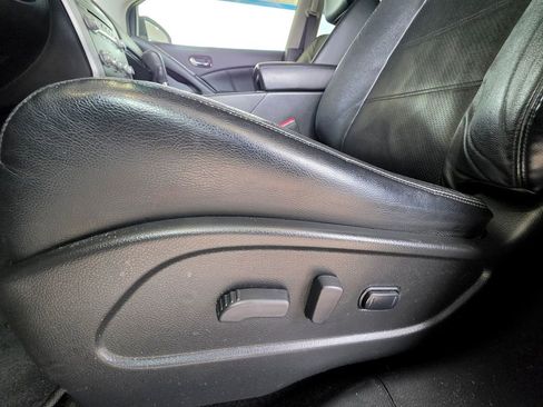 Used 2013 Nissan Murano SL AWD/4WD image 18