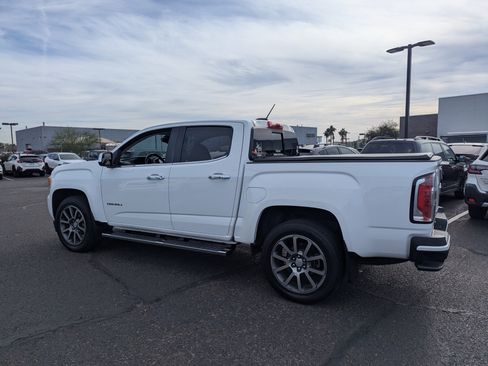 Used 2018 GMC Canyon Denali image 3