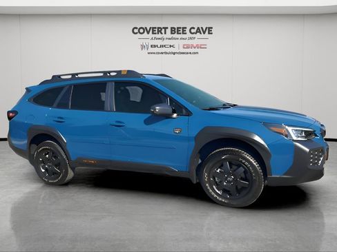 Used 2025 Subaru Outback Wilderness image 12