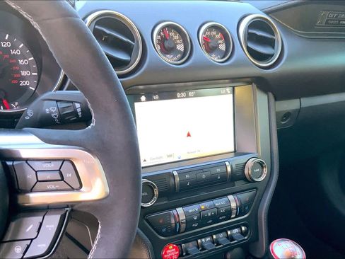 Used 2017 Ford Mustang Shelby GT350 image 5