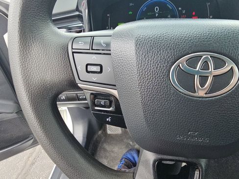 Certified 2025 Toyota Camry LE image 11