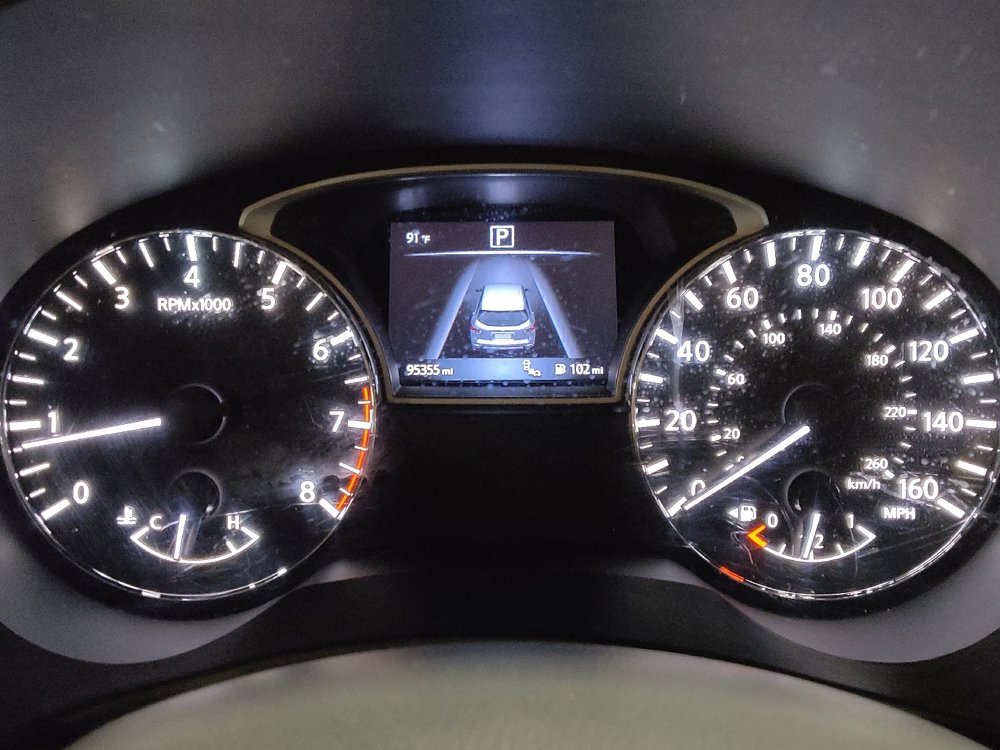 Used 2016 Nissan Pathfinder Platinum FWD image 23