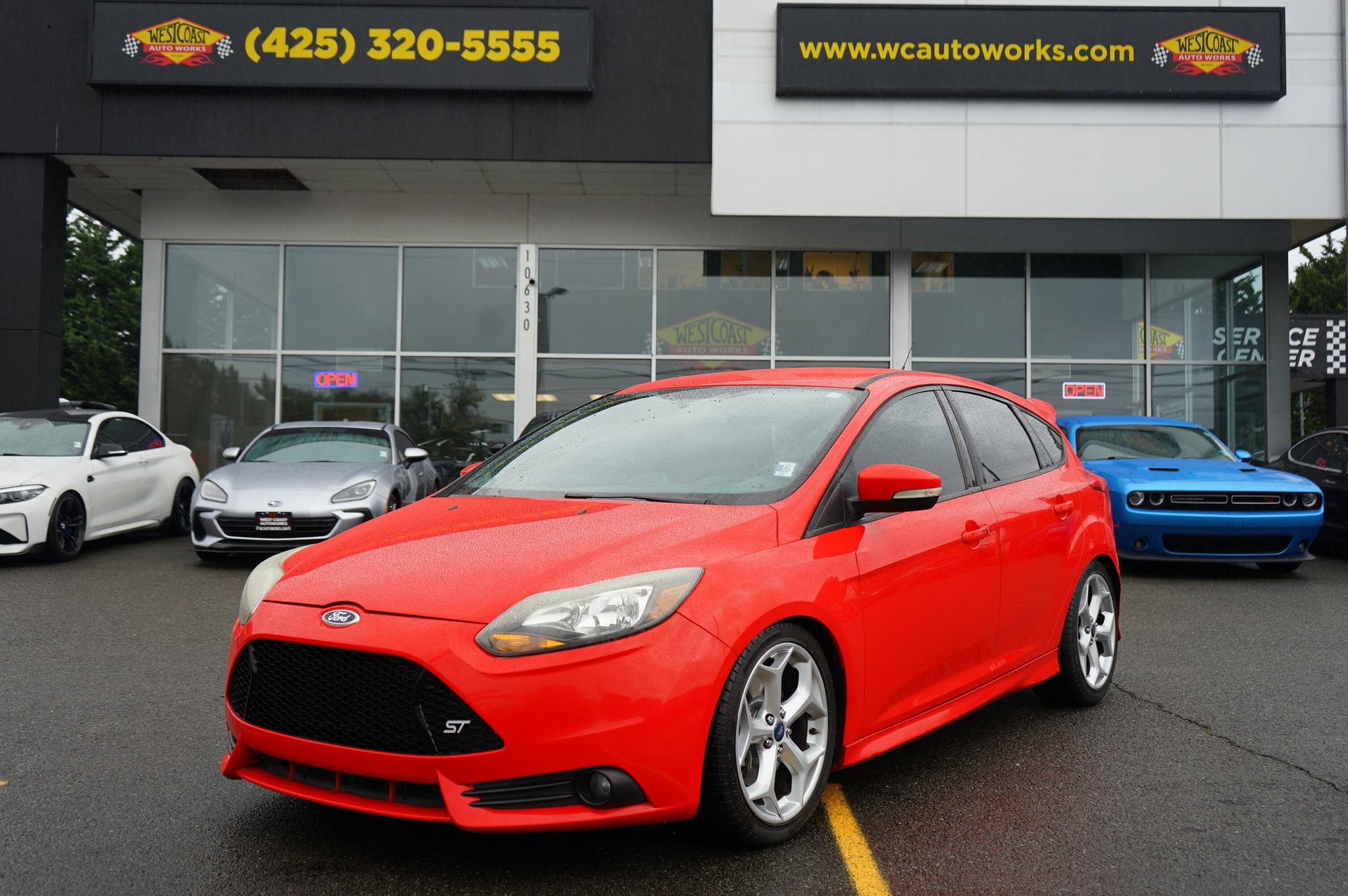 Used 2013 Ford Focus ST FWD image 1