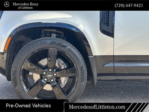 Used 2023 Land Rover Defender 90 X-Dynamic SE image 10