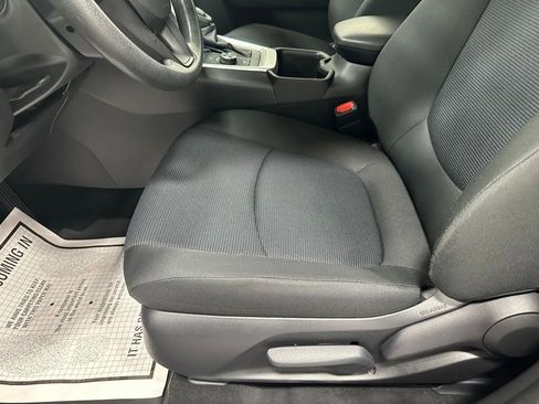 Used 2025 Toyota RAV4 LE AWD/4WD image 13