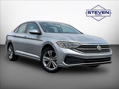 Used 2023 Volkswagen Jetta SE