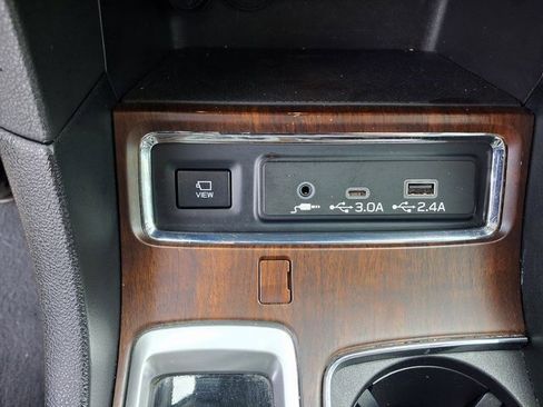 Used 2023 Subaru Ascent Touring image 28