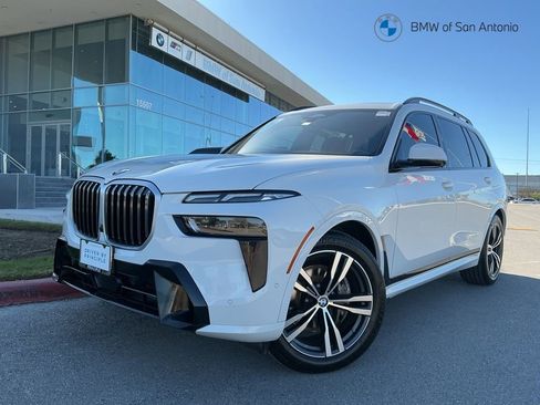 Certified 2023 BMW X7 xDrive40i w/ M Sport Package image 1