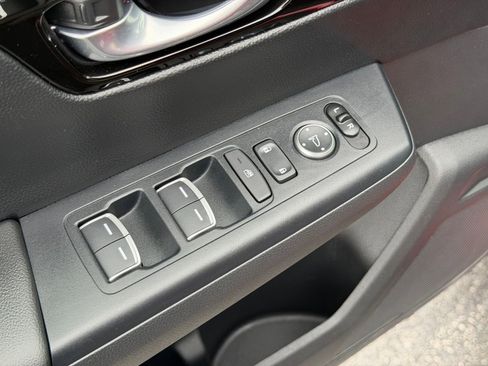 Used 2024 Honda CR-V Sport Touring image 14