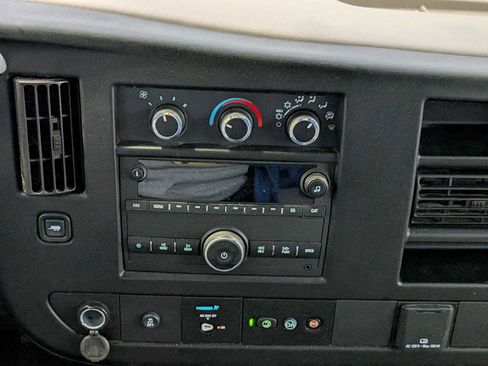 New 2024 Chevrolet Express 3500 w/ Power Convenience Package image 19