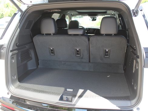 New 2026 Chevrolet Traverse High Country AWD/4WD image 19
