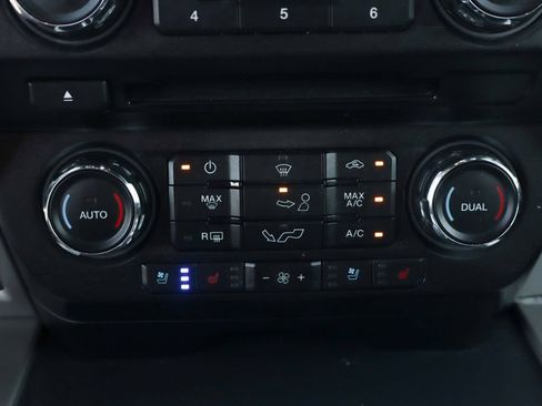 Used 2018 Ford F150 Lariat AWD/4WD image 33