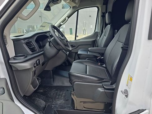 New 2026 Ford Transit 150 148 Medium Roof w/ Load Area Protection Package image 3