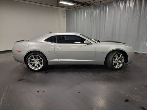Used 2010 Chevrolet Camaro LT w/ RS Package image 9