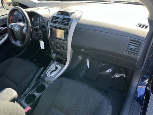 Used 2013 Toyota Corolla S image 12