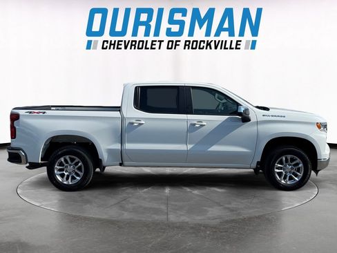 Used 2023 Chevrolet Silverado 1500 LT AWD/4WD image 7