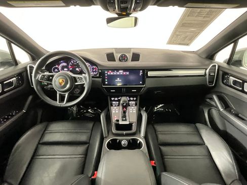 Used 2023 Porsche Cayenne Platinum Edition AWD/4WD image 10