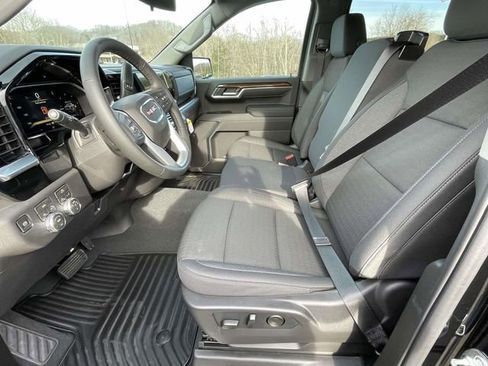 New 2026 GMC Sierra 1500 Elevation image 13