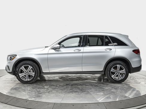 Used 2020 Mercedes-Benz GLC 300 4MATIC image 2