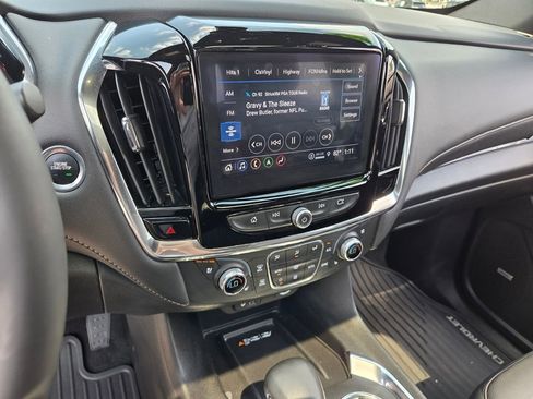 Certified 2023 Chevrolet Traverse Premier w/ Redline Edition image 26