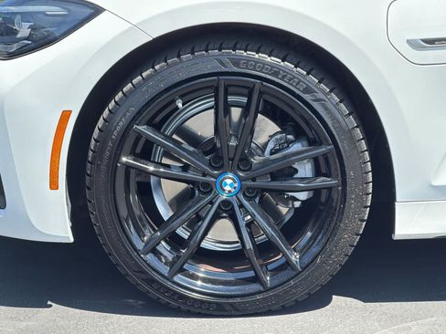 Used 2022 BMW 330e w/ M Sport Package RWD image 31