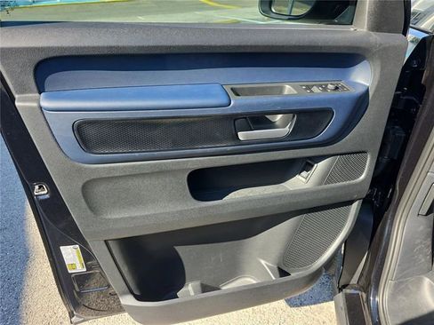 New 2025 Volkswagen ID. Buzz Pro S image 15